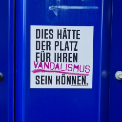 Sticker - Vandalismus